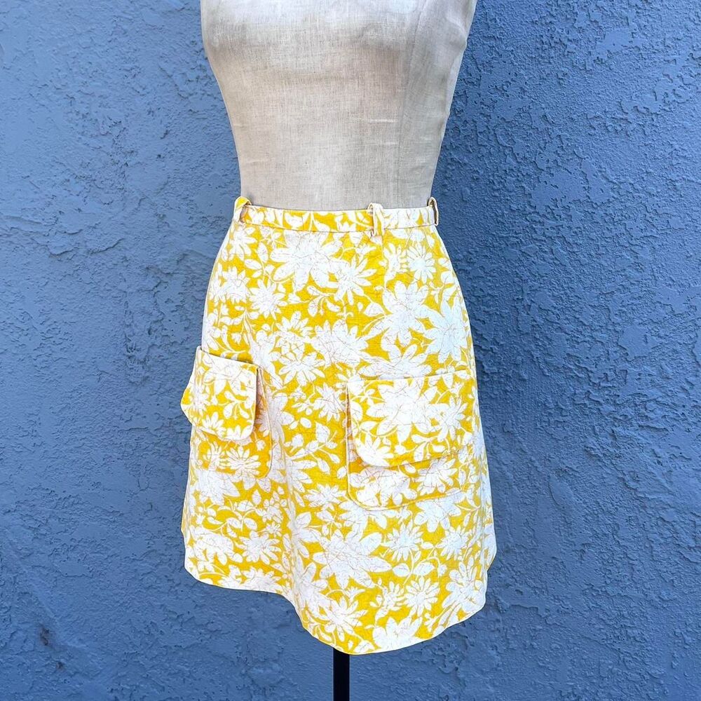 70s Yellow Floral Skirt A-Line Mod Retro Clothing twee